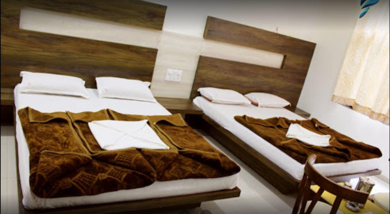 Hotel Vishwa Shanti Mahabaleshwar Exterior photo